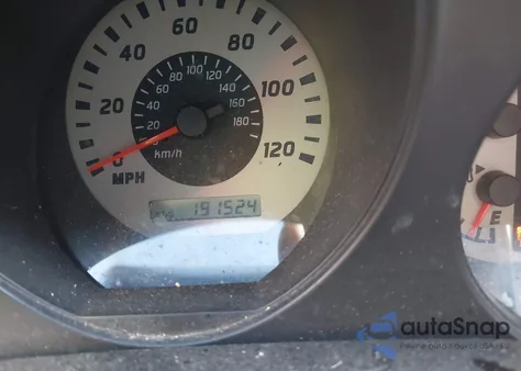 2004 Nissan Xterra Xe z USA, uszkodzony, nr VIN 5N1ED28T84C625363